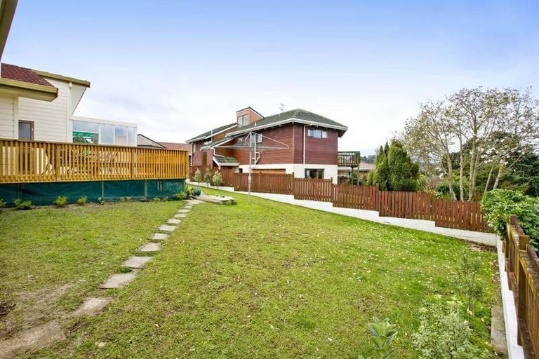 Photo of property in 23 Kennedy Avenue, Forrest Hill, Auckland, 0620