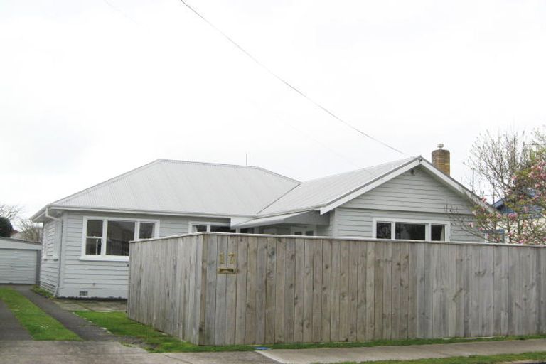 Photo of property in 17 Tokomaru Street, Welbourn, New Plymouth, 4312