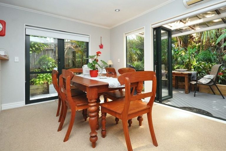 Photo of property in 1/13 Fernwood Grove, Bayview, Auckland, 0629