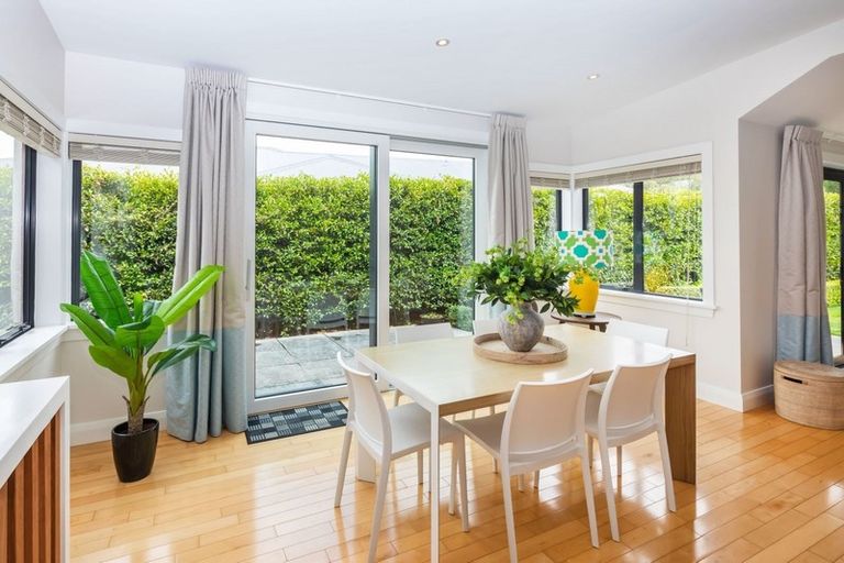 Photo of property in 11 Lloyd Street, Strowan, Christchurch, 8052