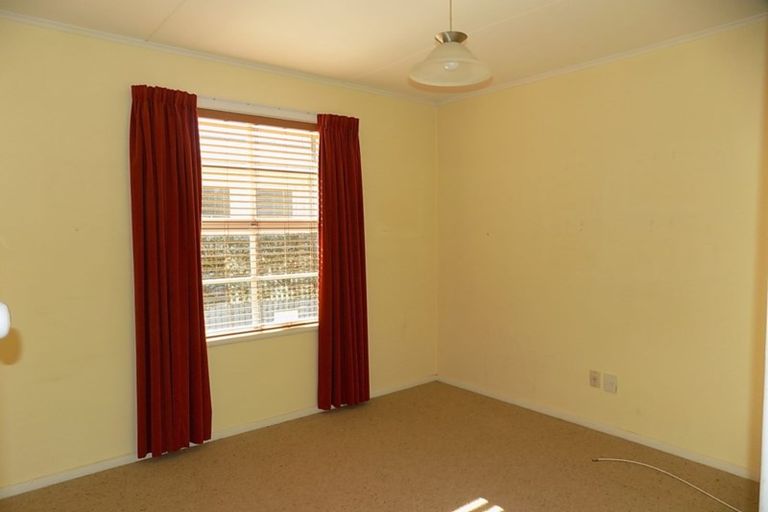 Photo of property in 711 Ballantyne Street, Frimley, Hastings, 4120