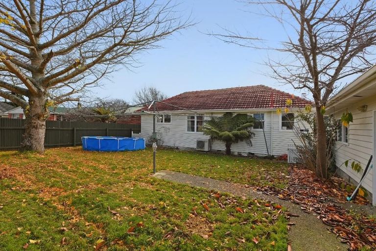 Photo of property in 9 Redwood Street, Elderslea, Upper Hutt, 5018