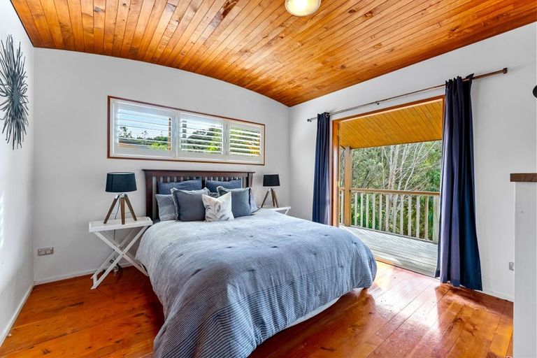 Photo of property in 417 Leigh Road, Whangateau, 0985