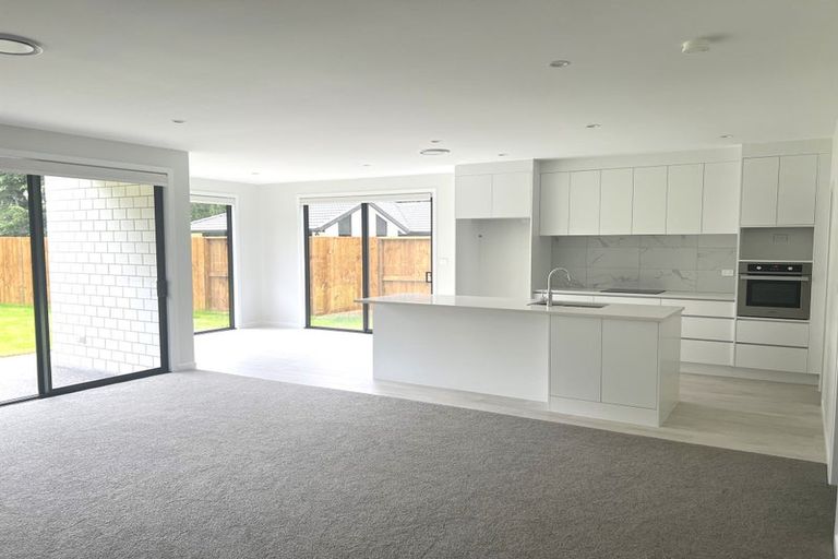 Photo of property in 16 Layla Place, Katikati, 3178