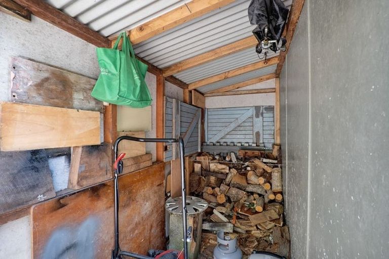 Photo of property in 36 Trafalgar Street, Westown, New Plymouth, 4310