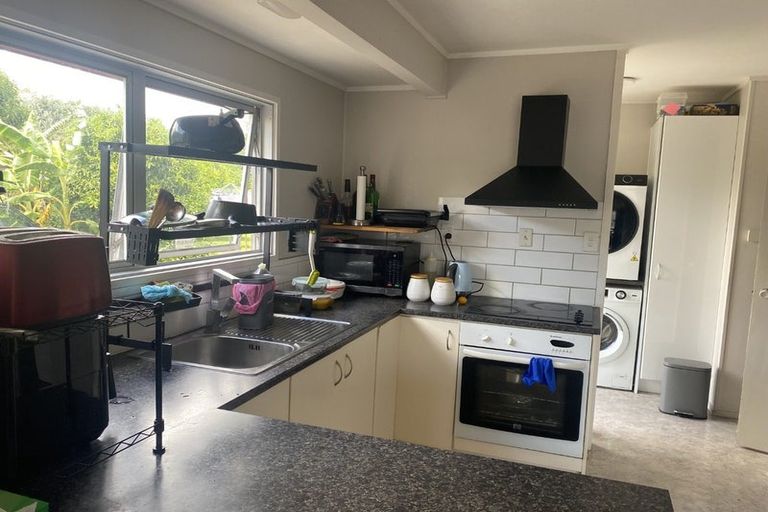 Photo of property in 16 Tatariki Street, Rosehill, Papakura, 2113