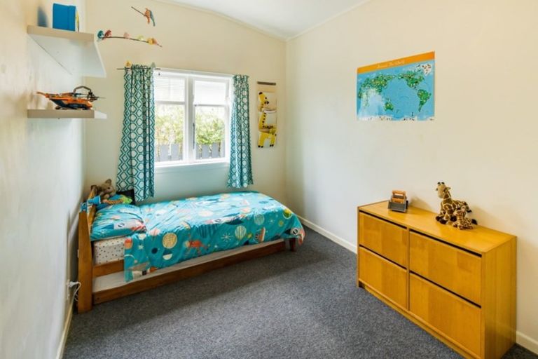 Photo of property in 5 Emerson Street, Berhampore, Wellington, 6023