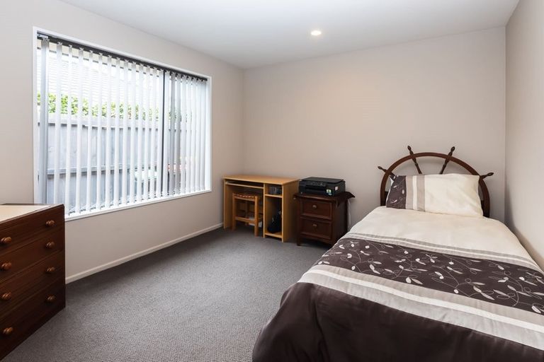 Photo of property in 42 Burbank Drive, Aidanfield, Christchurch, 8025