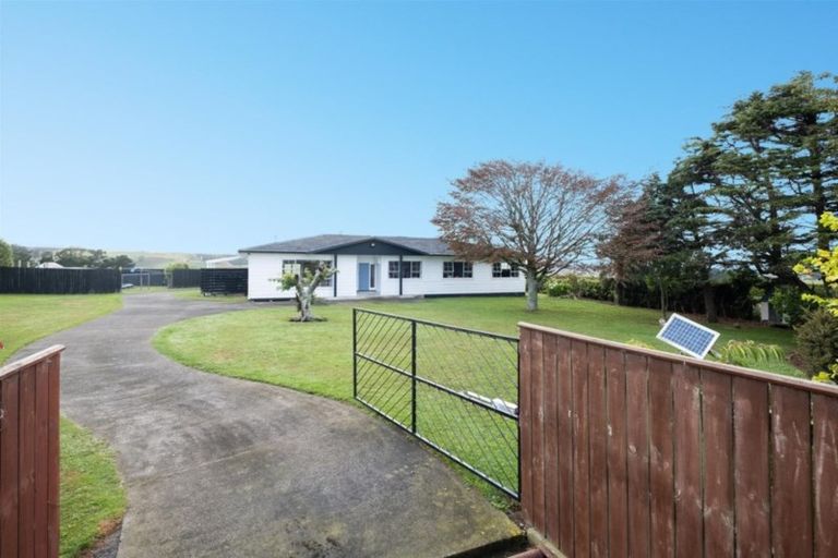 Photo of property in 444 Fraser Road, Normanby, Hawera, 4673