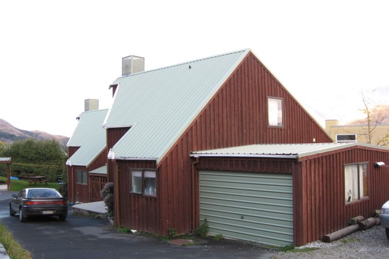 Photo of property in 4b Enright Lane, Queenstown, 9300