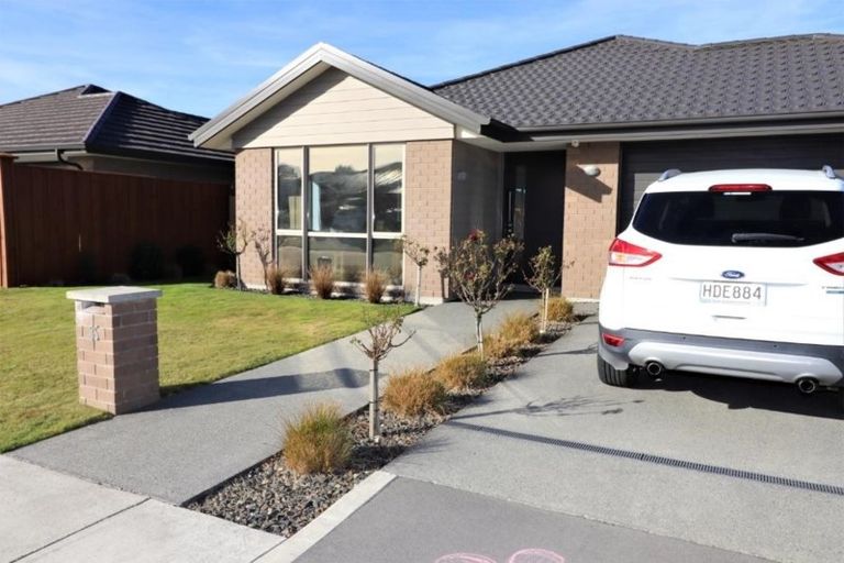 Photo of property in 35 Rossall Crescent, Rolleston, 7615