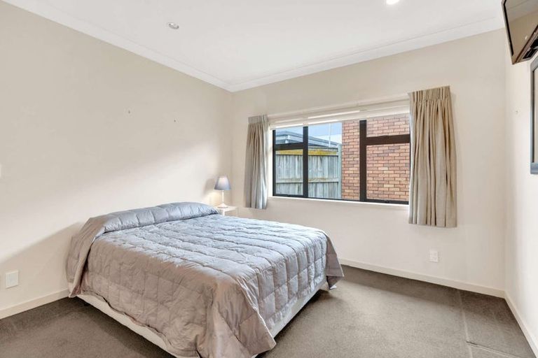 Photo of property in 17 Sherwood Place, Springvale, Whanganui, 4501