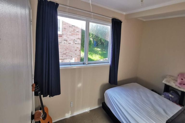 Photo of property in 22 Deane Avenue, Titirangi, Auckland, 0604