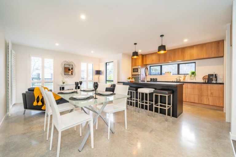 Photo of property in 46 Brentwood Street, Trentham, Upper Hutt, 5018