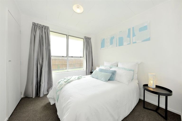 Photo of property in 3/22a Neill Street, Hornby, Christchurch, 8042