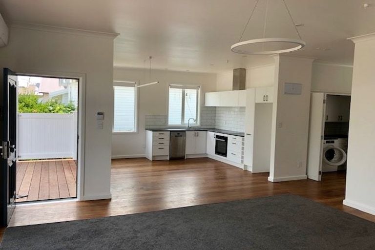 Photo of property in 1/259 Georges Drive, Napier South, Napier, 4110