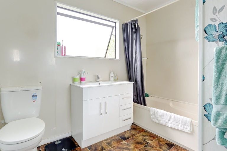 Photo of property in 32 Westmere Road, Westmere, Whanganui, 4574