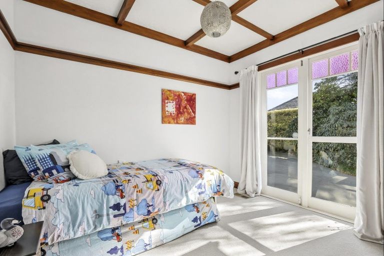 Photo of property in 72 Thornton Road, Cambridge, 3434