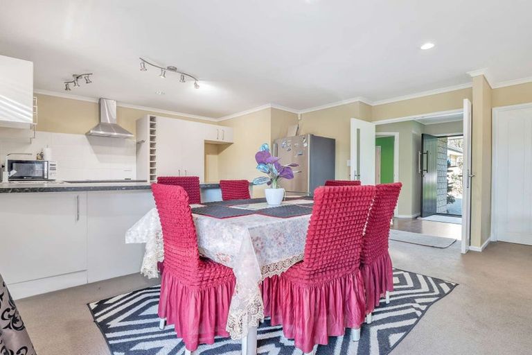 Photo of property in 45b Springs Road, Parakai, 0830