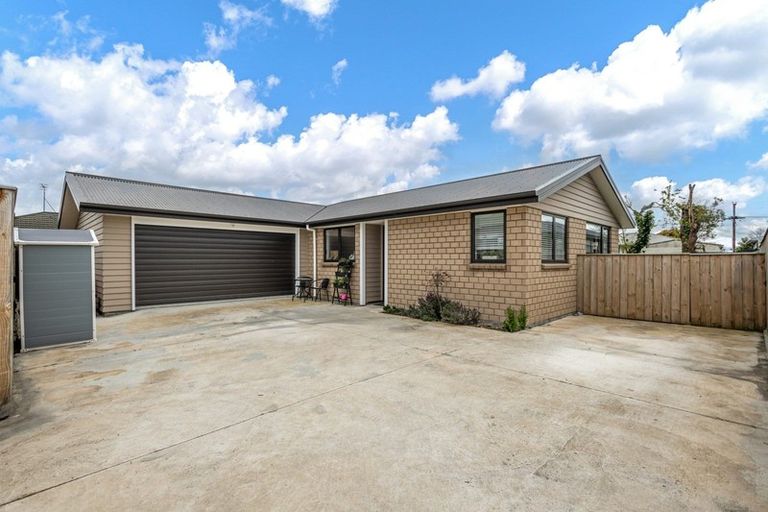 Photo of property in 24a Leeds Street, Milson, Palmerston North, 4414