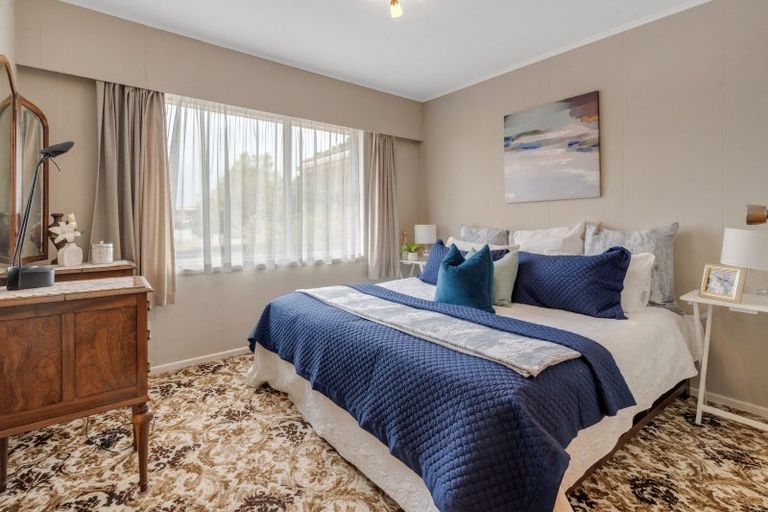 Photo of property in 3 Castleton Drive, Howick, Auckland, 2014