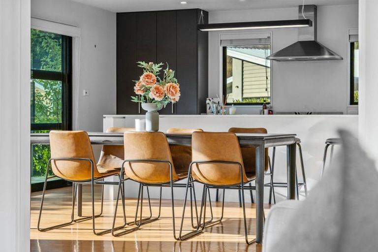 Photo of property in 14 Islington Place, Wanaka, 9305