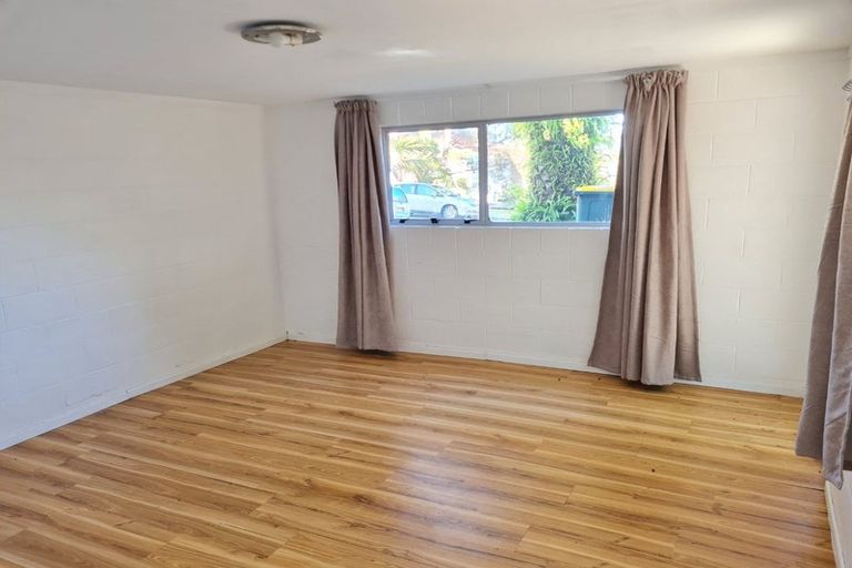 Photo of property in 29 Elliston Crescent, Stanmore Bay, Whangaparaoa, 0932