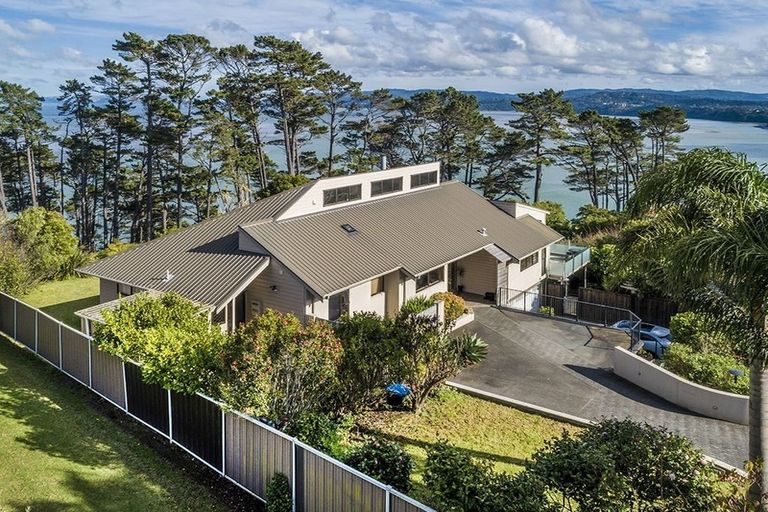 Photo of property in 37a Sylvania Crescent, Lynfield, Auckland, 1042
