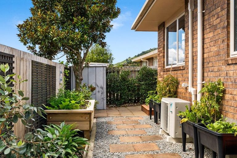 Photo of property in 67 Moana View Road, Waikawa, Picton, 7220