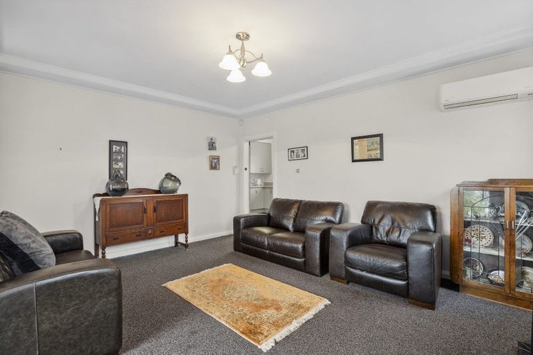 Photo of property in 27 Bush Road, Mosgiel, 9024