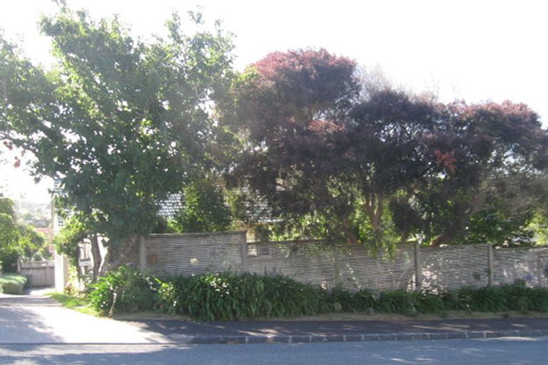 Photo of property in 15 Bonnie Brae Road, Meadowbank, Auckland, 1072