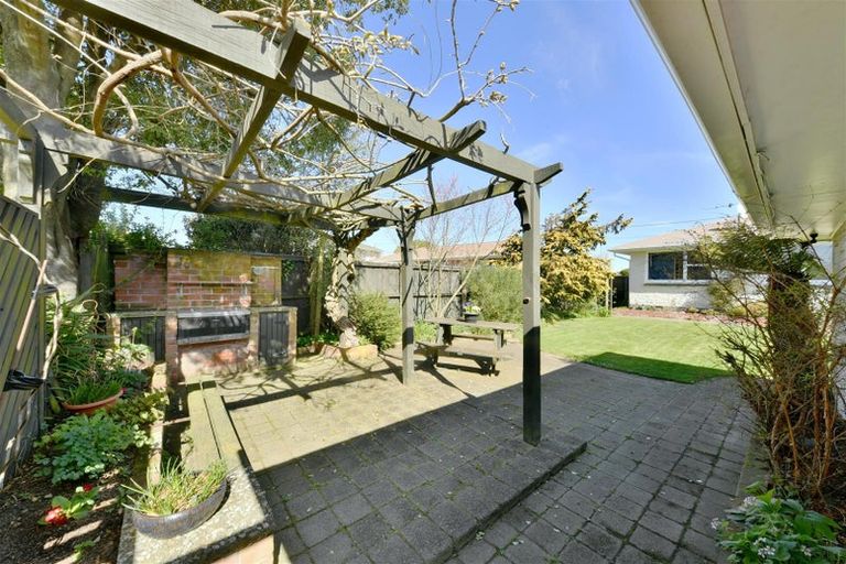 Photo of property in 472 Wairakei Road, Burnside, Christchurch, 8053
