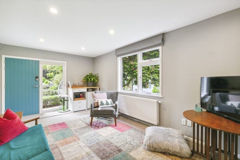 Photo of property in 12 Clutha Avenue, Khandallah, Wellington, 6035