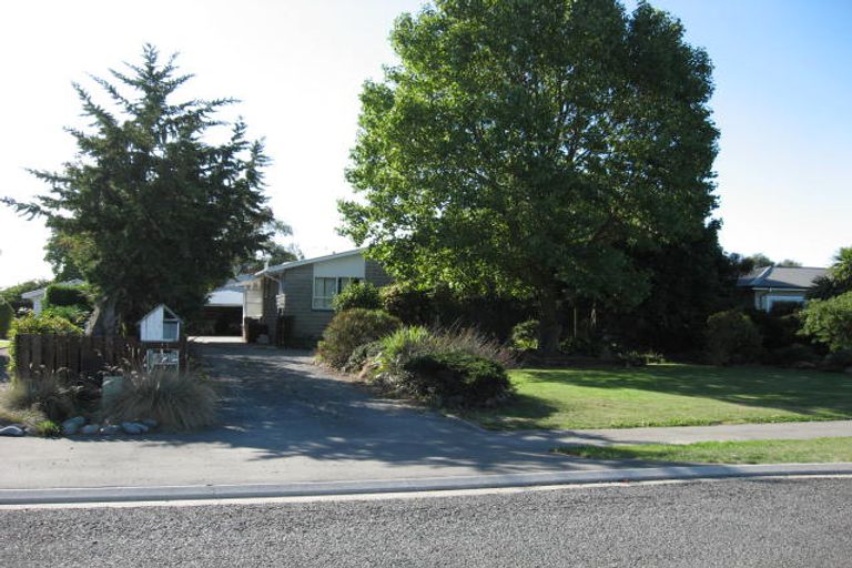 Photo of property in 53 Selwyn Street, Leeston, 7632