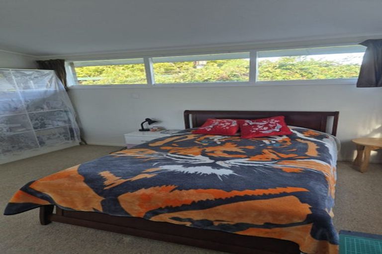 Photo of property in 6 Totara Grove, Hillcrest, Auckland, 0627