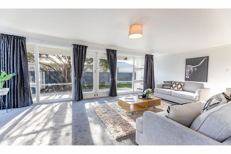 Photo of property in 6 Royalist Avenue, North New Brighton, Christchurch, 8083