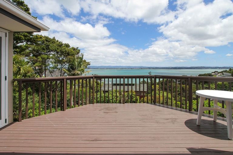 Photo of property in 87 Hadfield Street, Beach Haven, Auckland, 0626