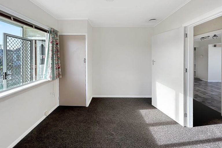 Photo of property in 1 Lancaster Street, Levin, 5510