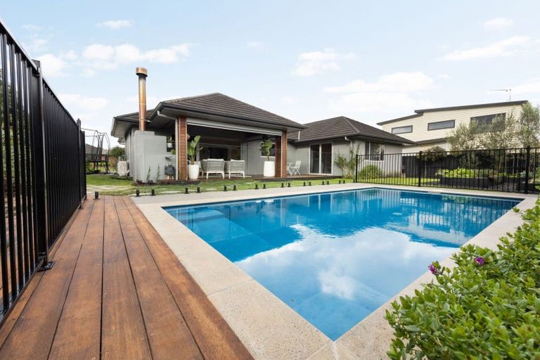 Photo of property in 32 Glaisdale Crescent, Flagstaff, Hamilton, 3210