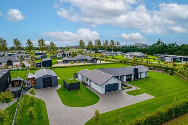 Photo of property in 74 Haymakers Crescent, Rolleston, 7614