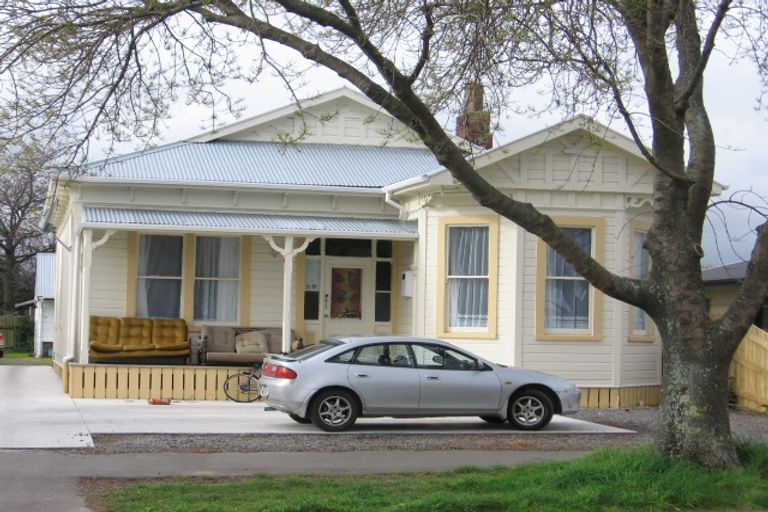 Photo of property in 35 Ada Street, Hokowhitu, Palmerston North, 4410