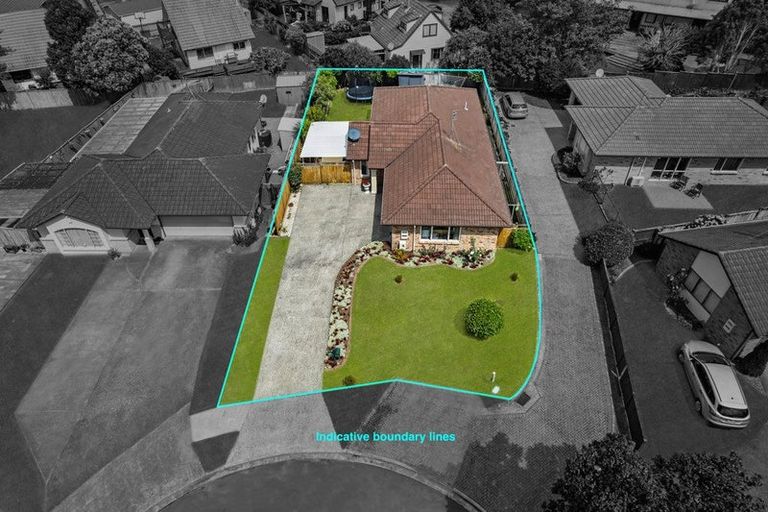 Photo of property in 12 Avonglen Court, Wattle Downs, Auckland, 2103