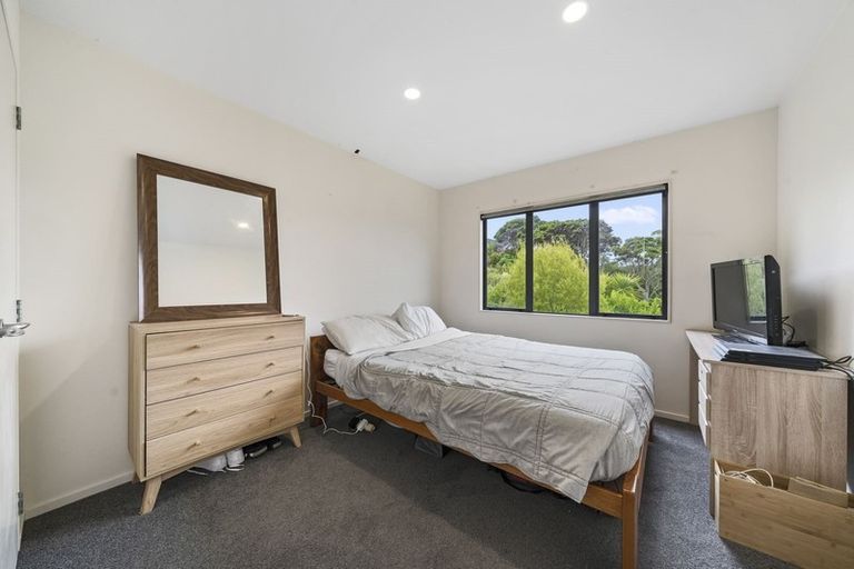 Photo of property in 41 Samwell Drive, Whitby, Porirua, 5024