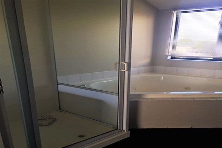 Photo of property in 5/245a Bealey Avenue, Christchurch Central, Christchurch, 8013