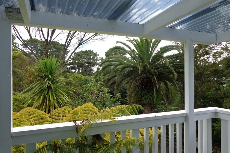 Photo of property in 27 Greenhithe Road, Greenhithe, Auckland, 0632