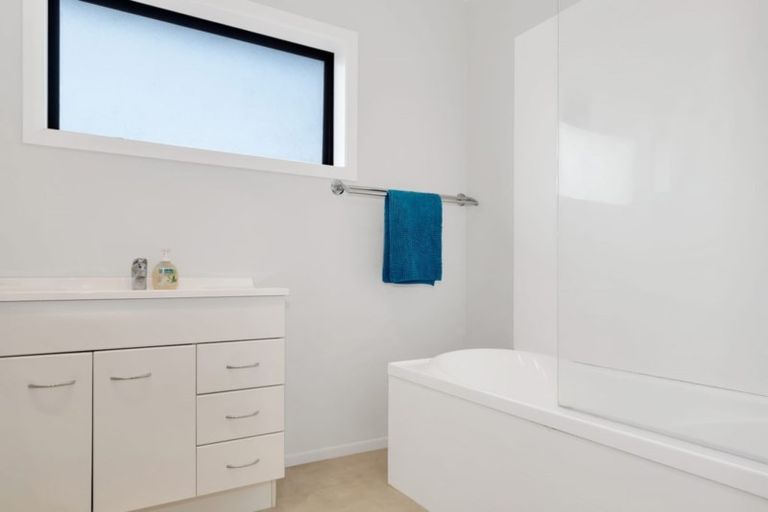 Photo of property in 14 Crane Street, Mount Maunganui, 3116