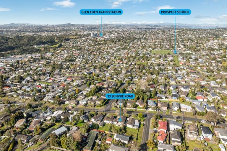 Photo of property in 33 Sunvue Road, Glen Eden, Auckland, 0602
