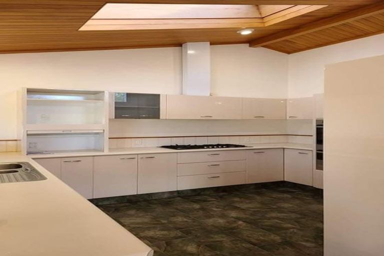 Photo of property in 8 Argyle Place, Highlands Park, New Plymouth, 4312