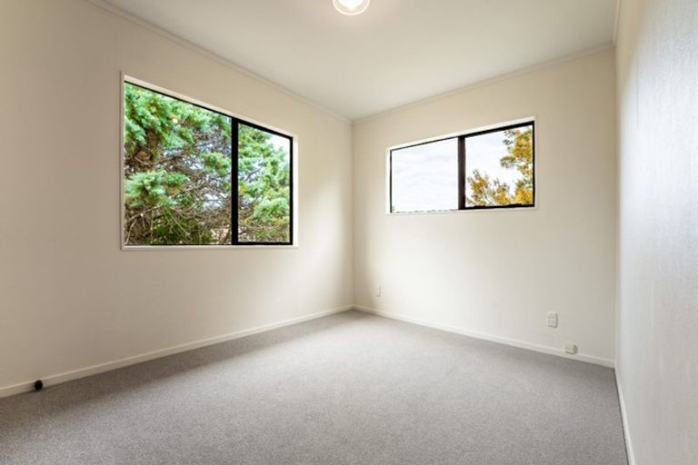 Photo of property in 18 Shadon Place, Stanmore Bay, Whangaparaoa, 0932