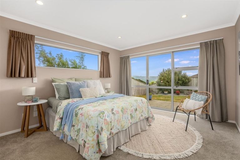 Photo of property in 25 Milford Street, Aotea, Porirua, 5024